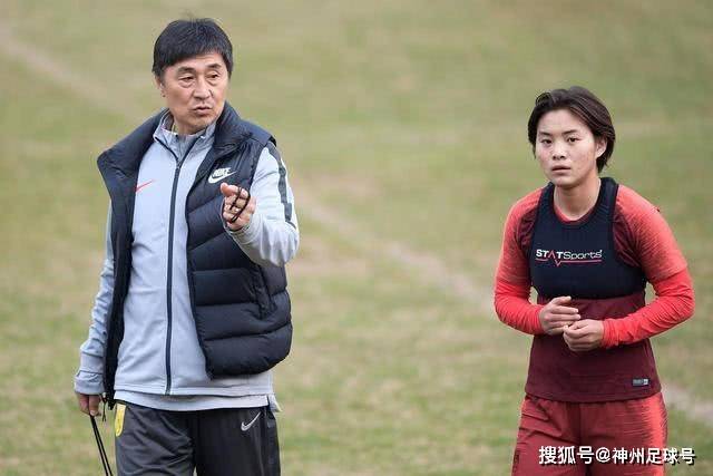 好久不见！上海交大迎建校130周年 姚明受邀回母校参加活动